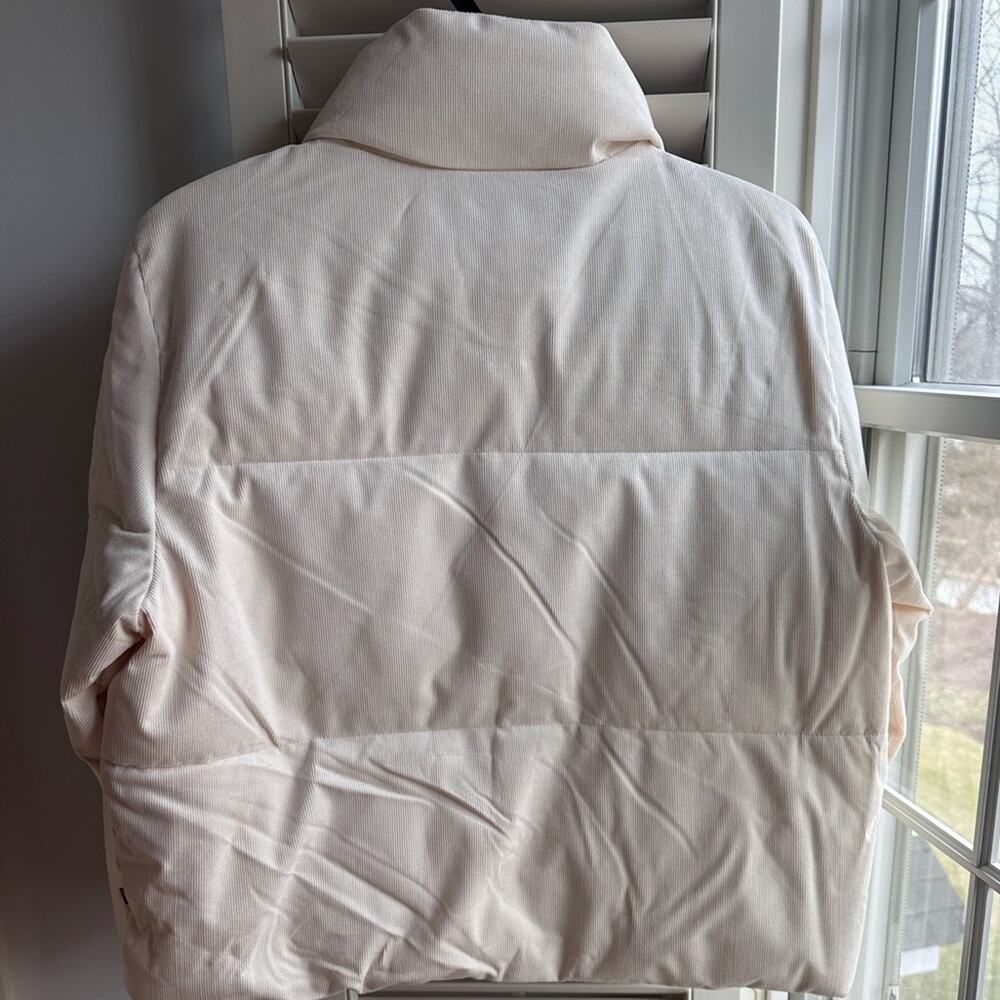 Levi’s Women’s Corded Puffer Jacket XL Cream Ribbed Winter Coat New - Picture 11 of 13